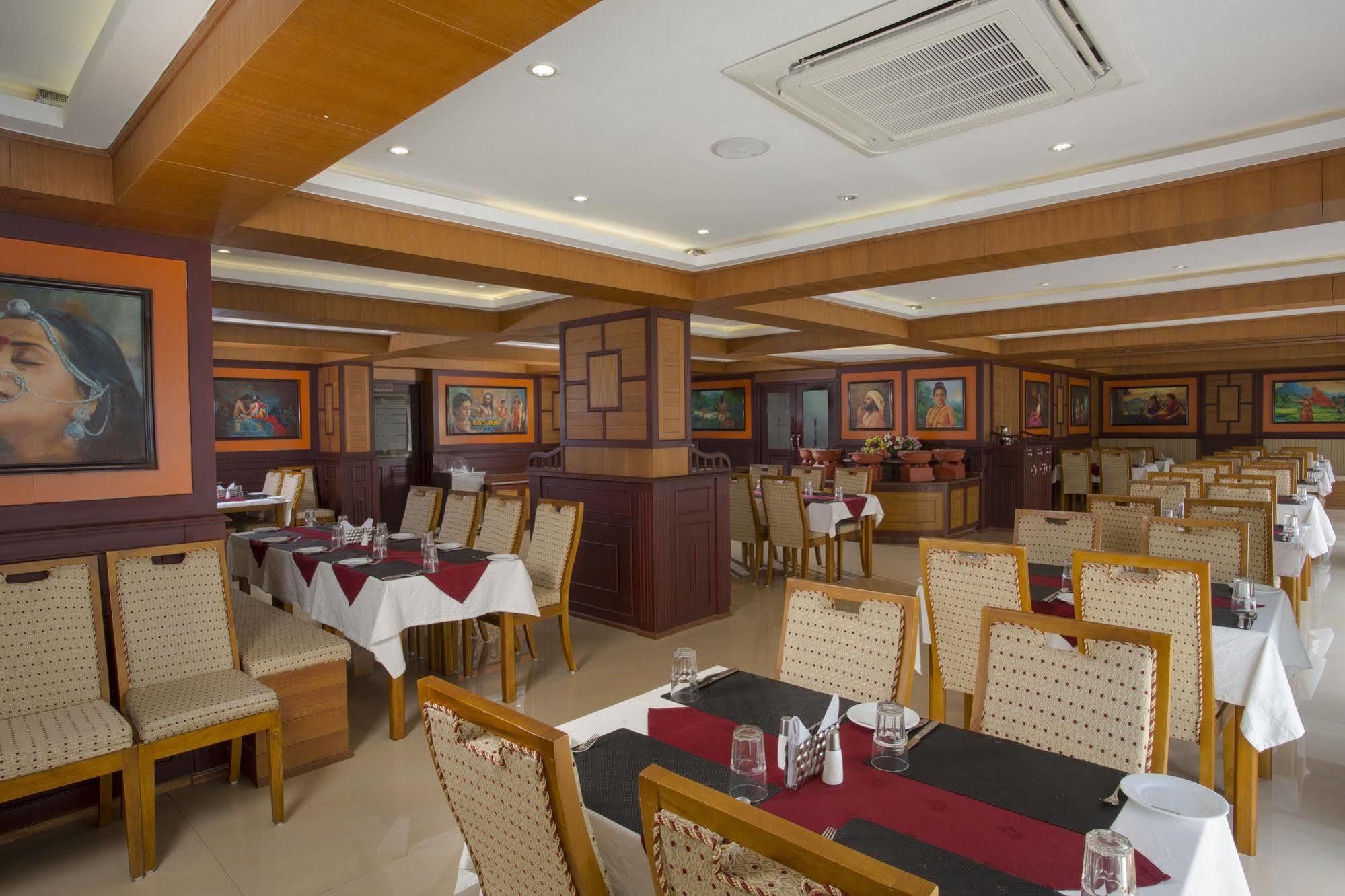 Atlas Airport Hotel Apartment Nedumbassery Buitenkant foto