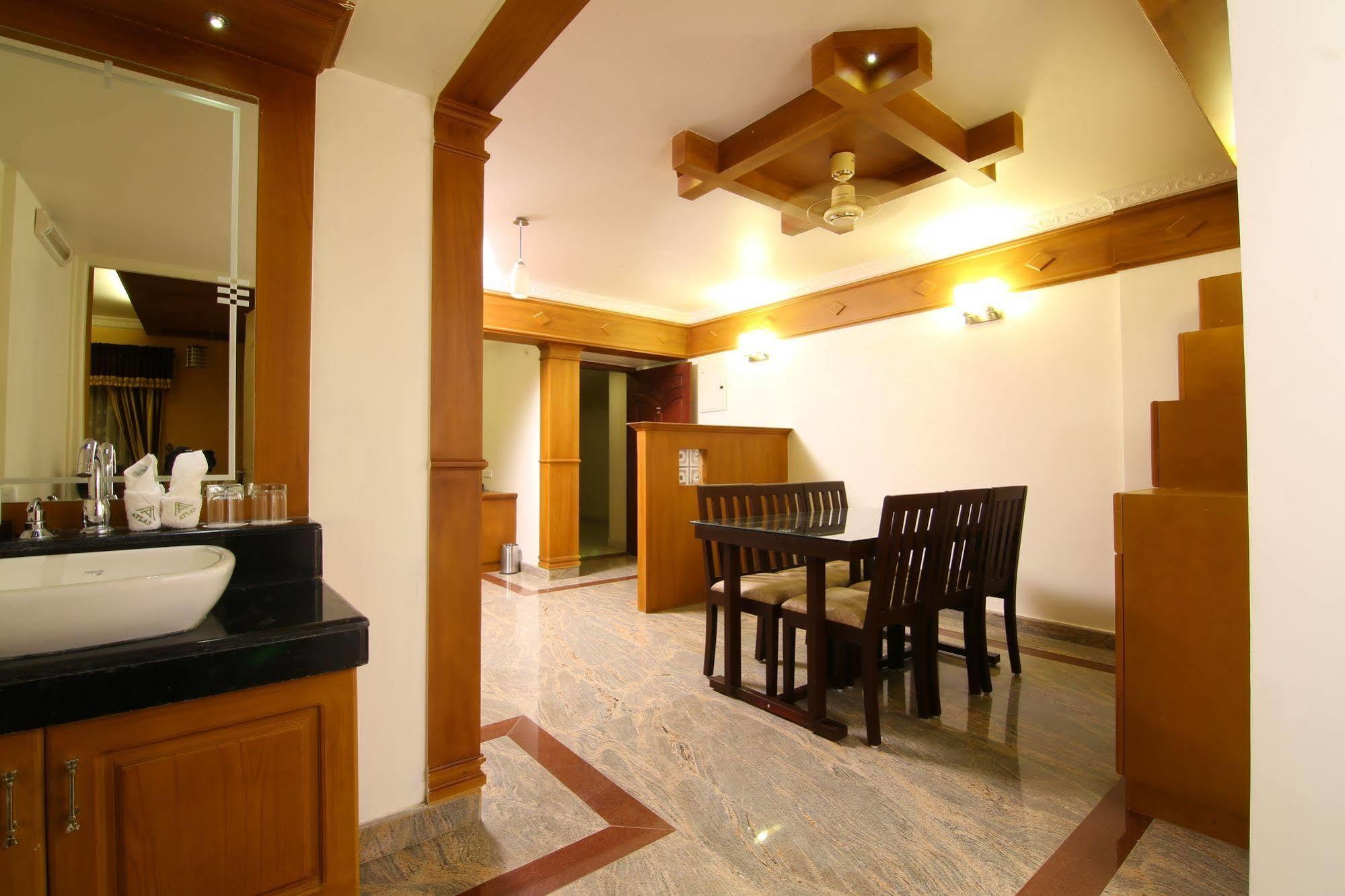 Atlas Airport Hotel Apartment Nedumbassery Buitenkant foto