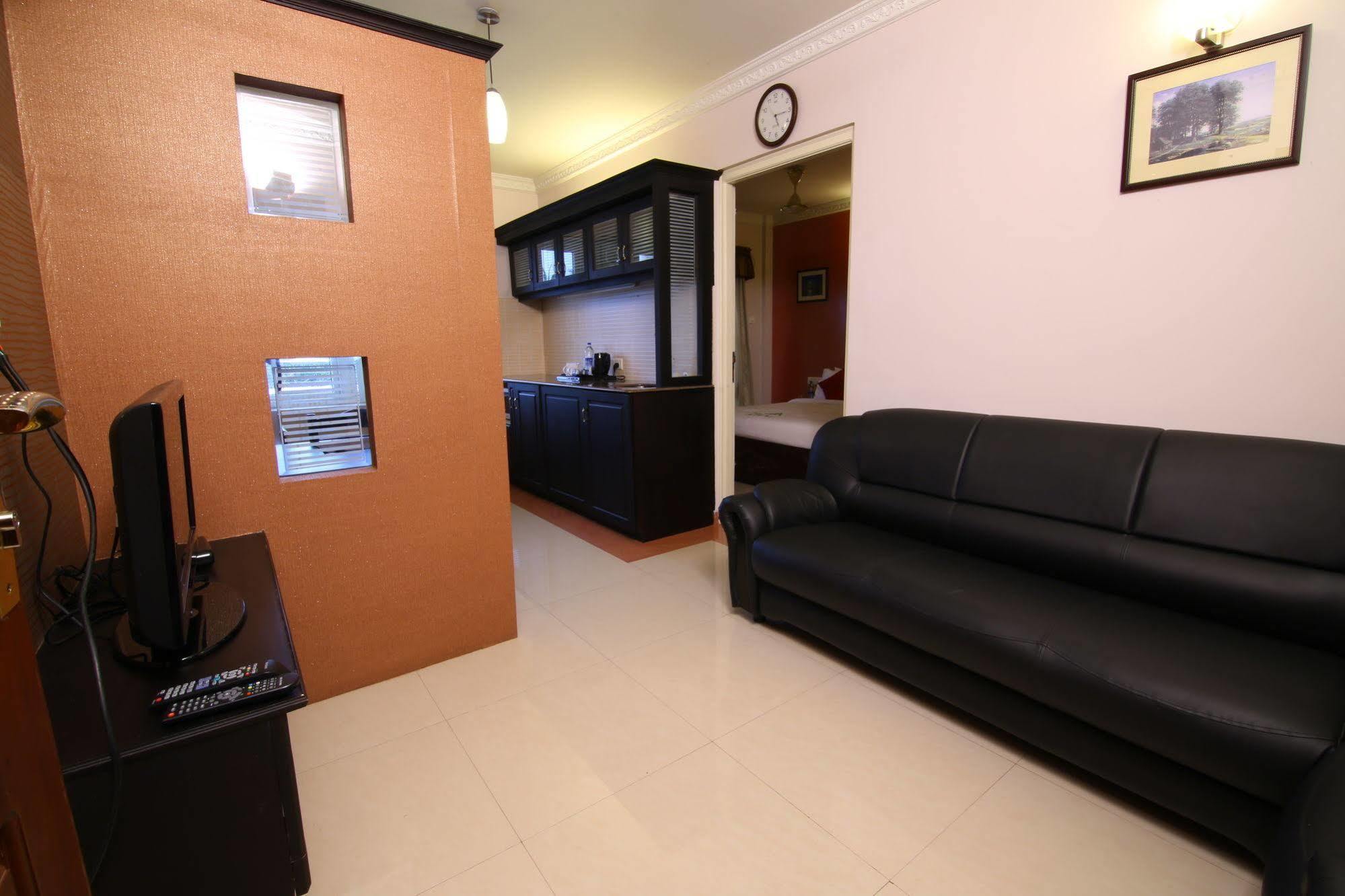 Atlas Airport Hotel Apartment Nedumbassery Buitenkant foto