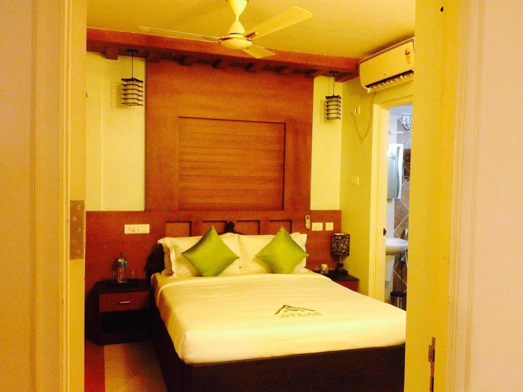 Atlas Airport Hotel Apartment Nedumbassery Buitenkant foto
