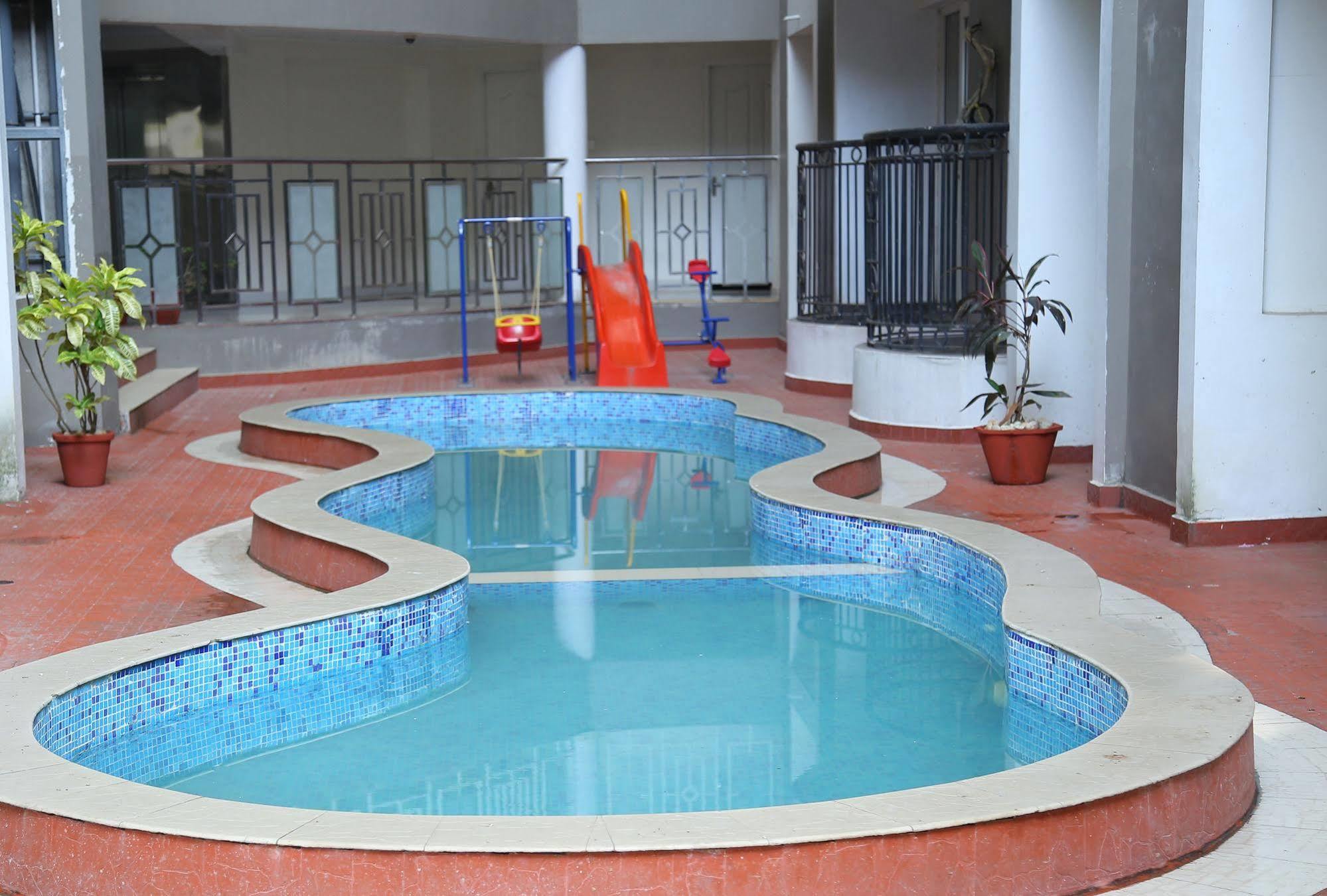 Atlas Airport Hotel Apartment Nedumbassery Buitenkant foto